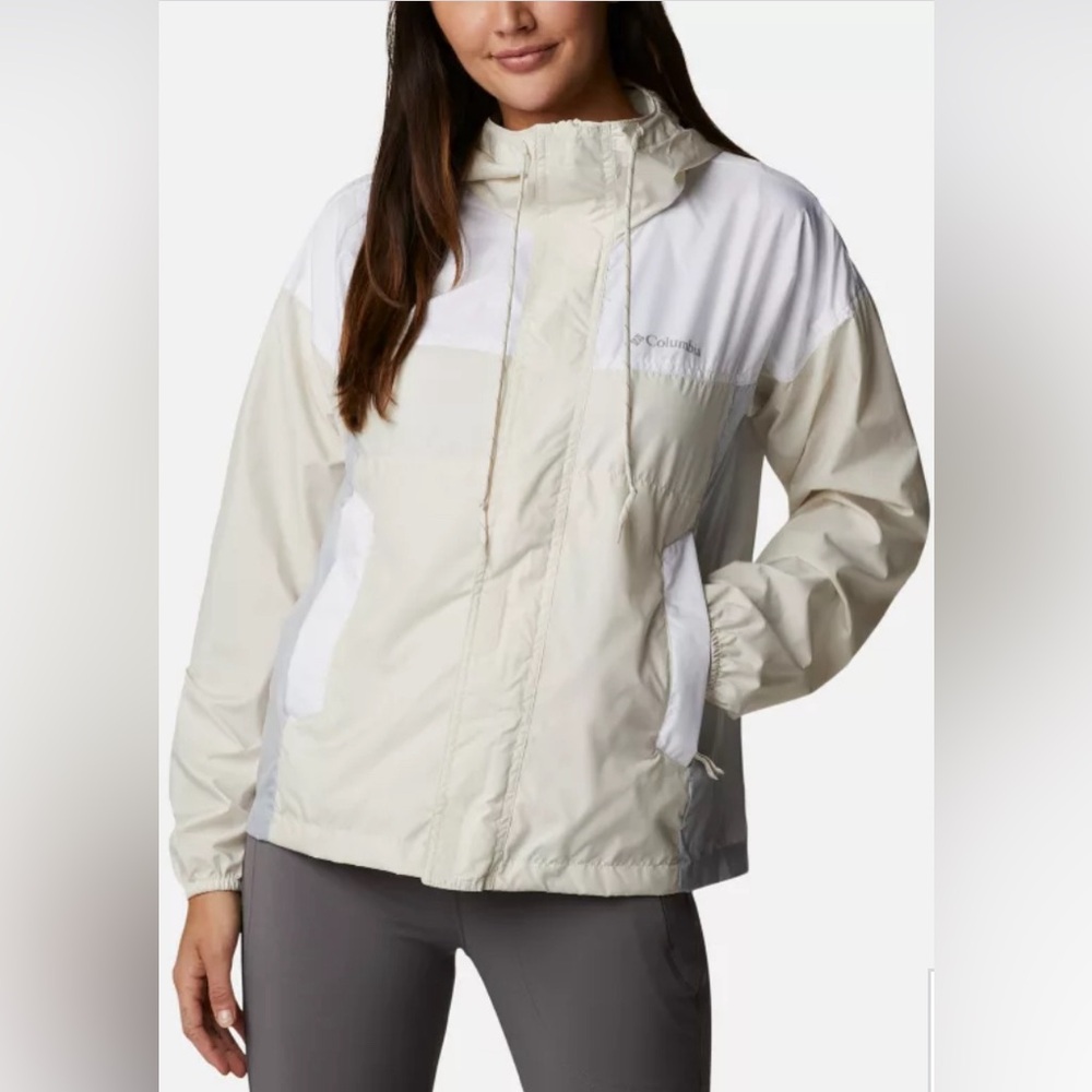 Columbia nwt Women’s Flash Challenge Windbreaker. A535
